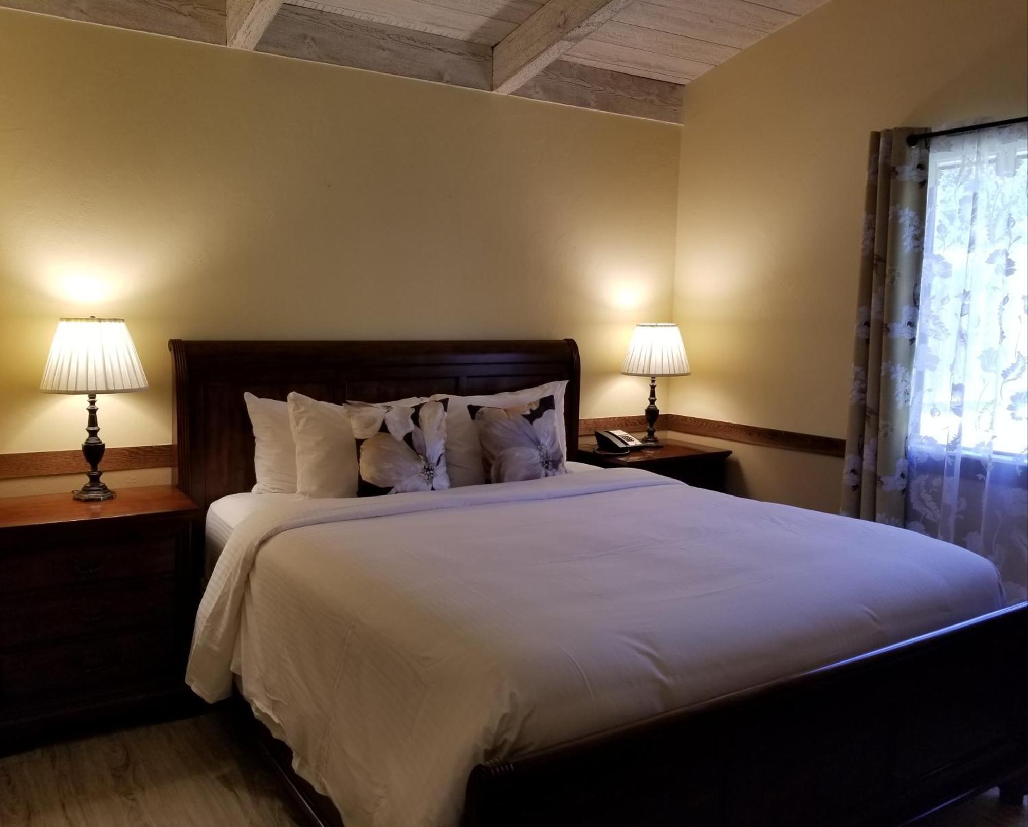 Carmel Valley Lodge Bagian luar foto