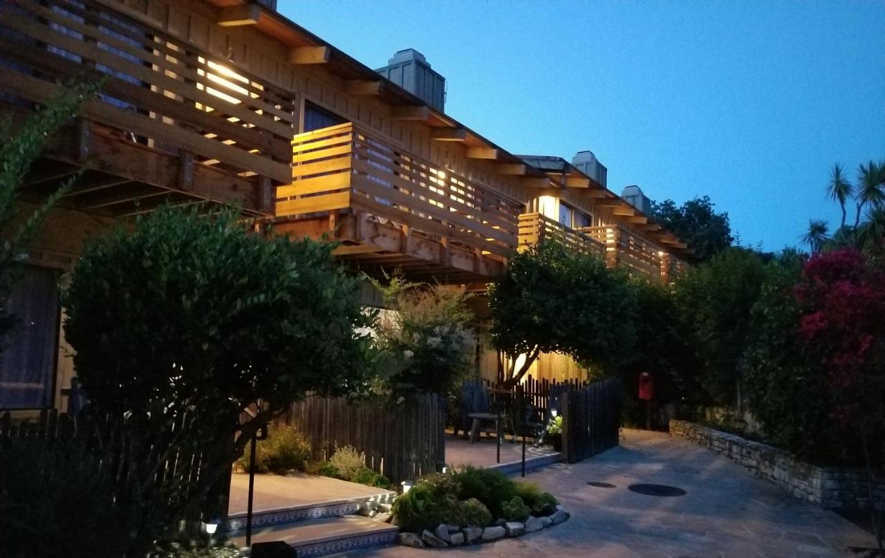 Carmel Valley Lodge Bagian luar foto